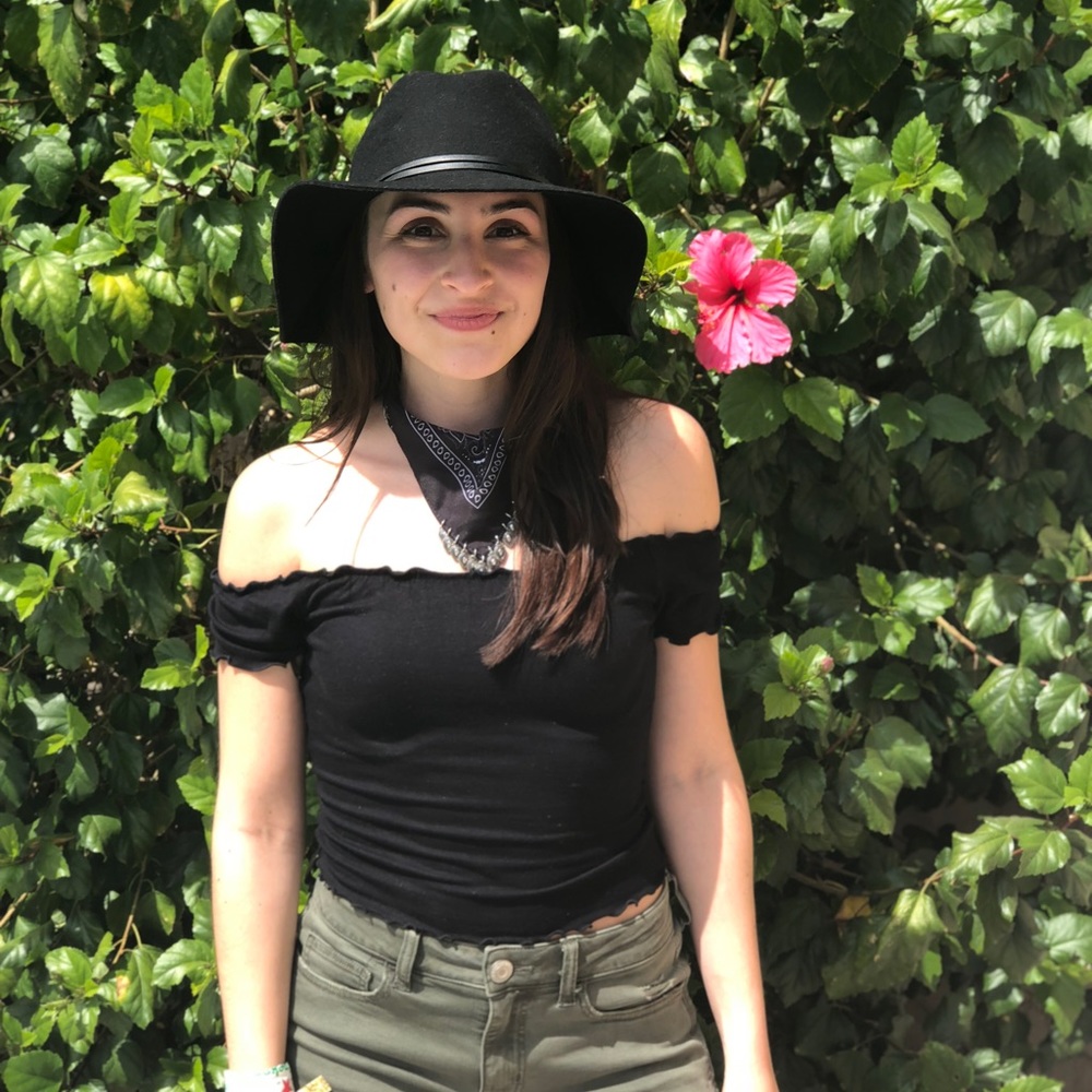 Meet your Posher, Victoria